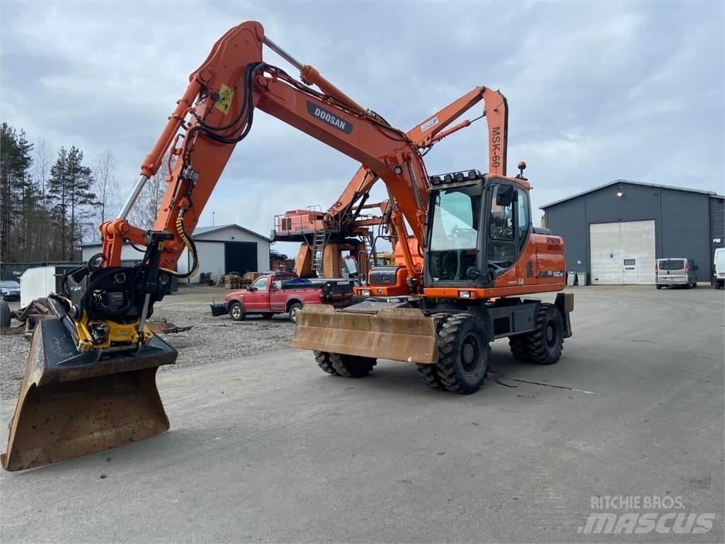 Doosan DX 140W Bageri na kotačima