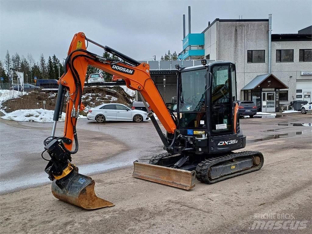Doosan DX 35 Z Mini bageri <7t