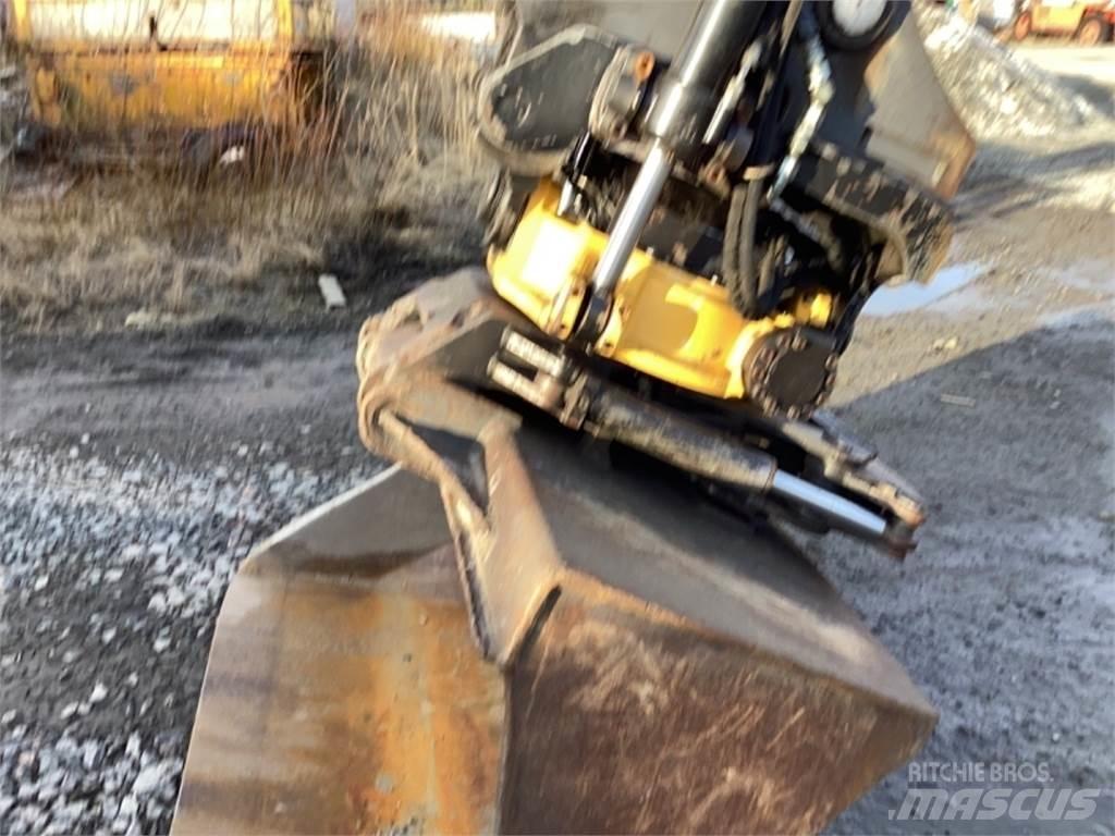 Doosan DX235 LCR Bageri gusjeničari