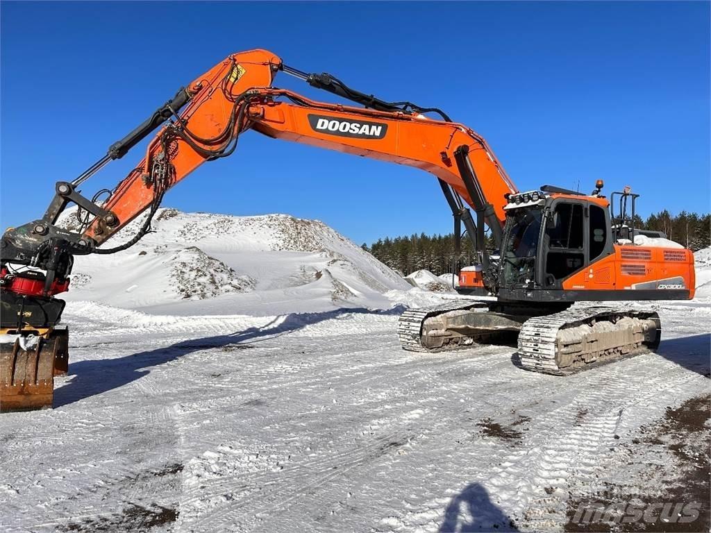 Doosan DX300 LC-5 Bageri gusjeničari