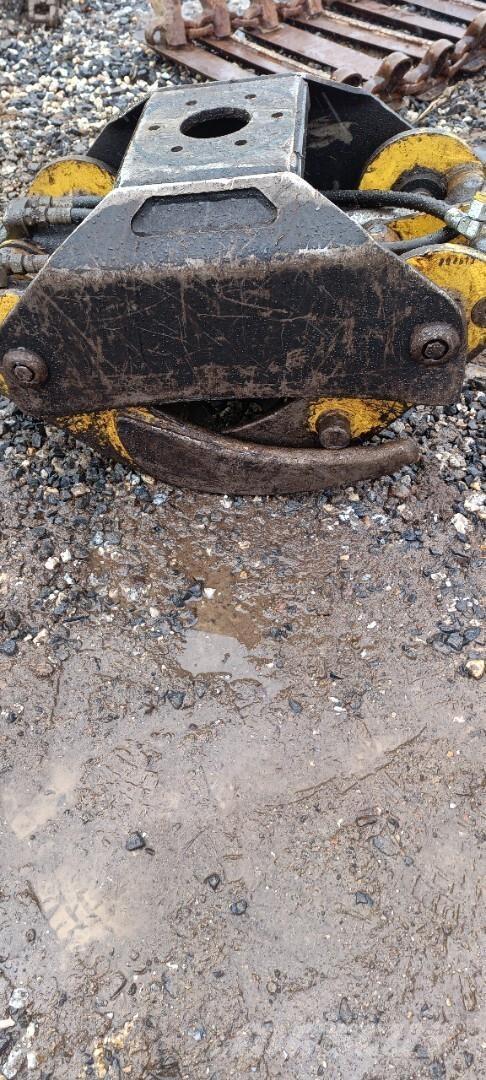  Grippen risukoura Grajferi