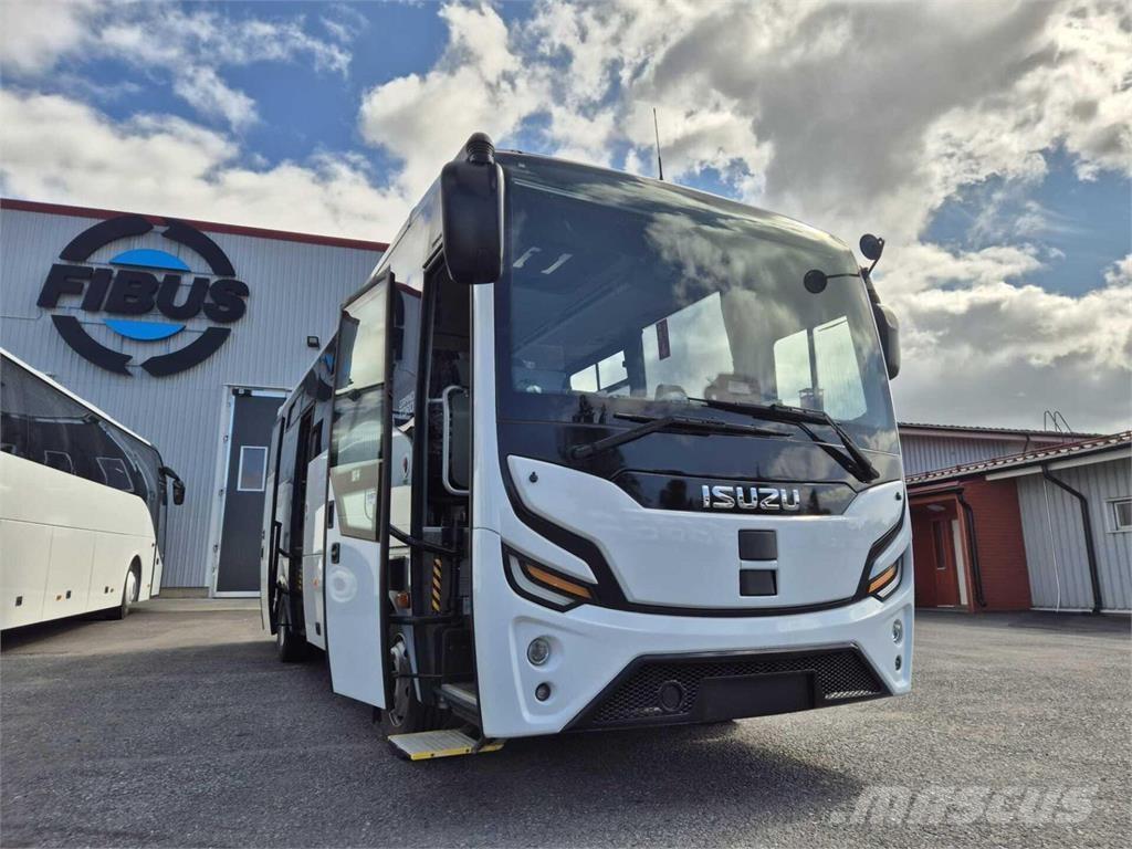Isuzu Grand Toro Autobusi za putovanje