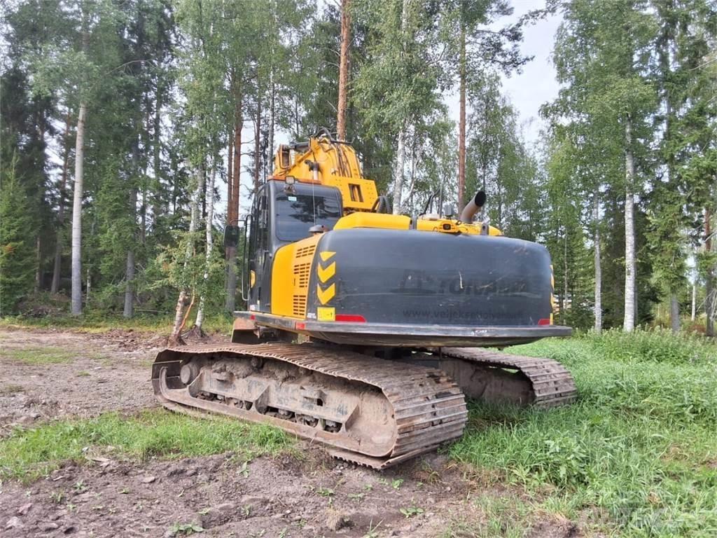 JCB 210 LCT4 Bageri gusjeničari