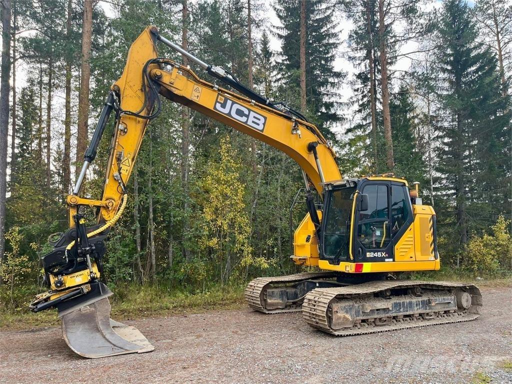 JCB 245XR Bageri gusjeničari