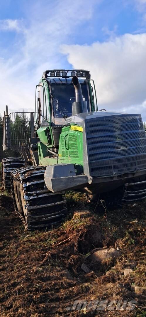 John Deere 1210G Forvarderi