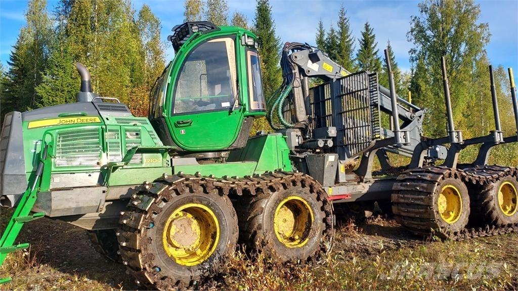 John Deere 1210G Forvarderi
