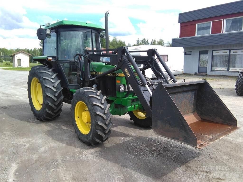 John Deere 2650 Traktori