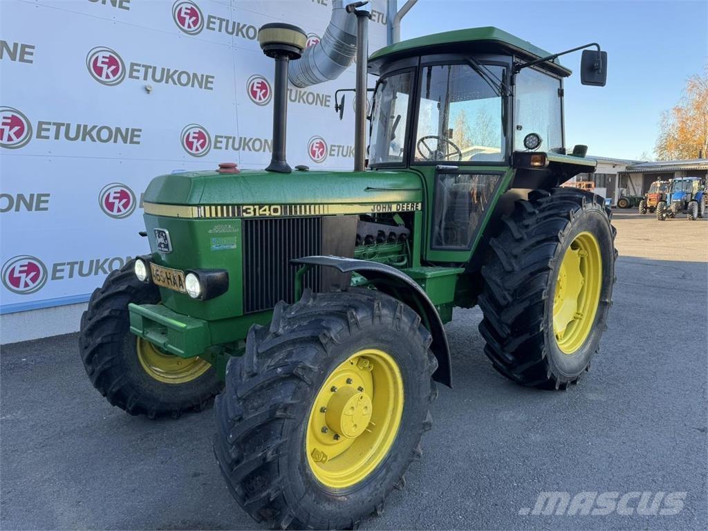 John Deere 3140 Traktori