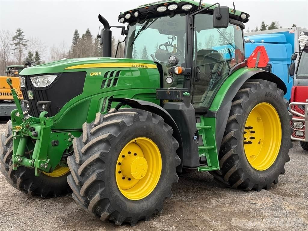John Deere 6155R Traktori