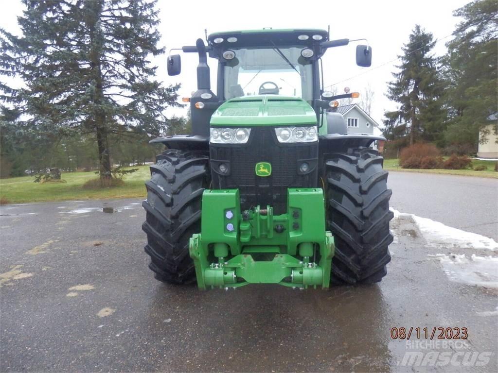 John Deere R8270 Traktori