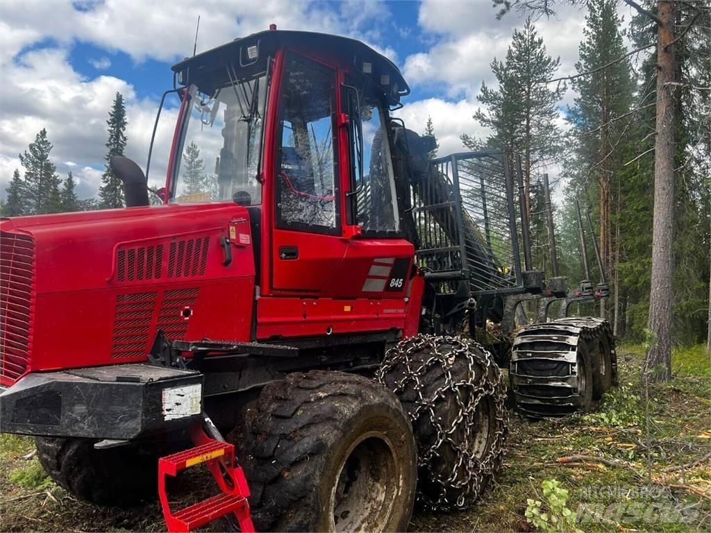 Komatsu 845 Forvarderi