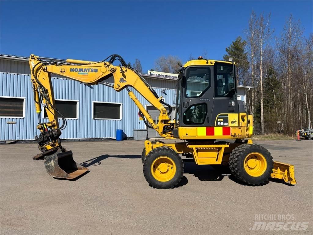 Komatsu PW 98MR-6 Bageri na kotačima