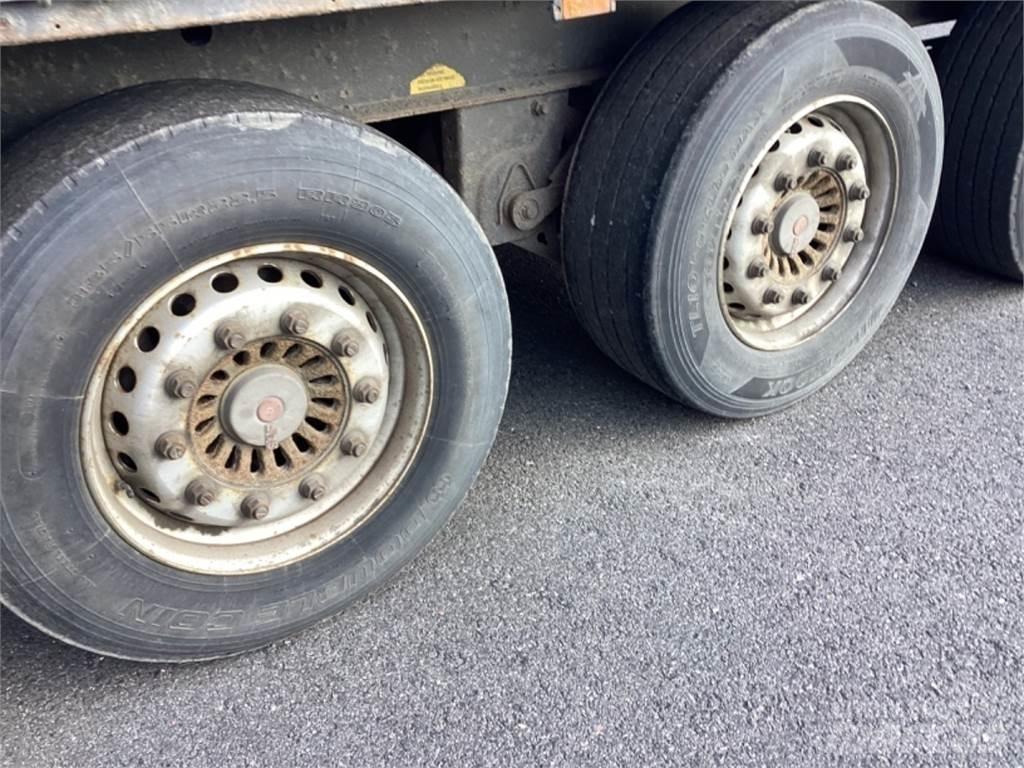 Krone Likukapelli Poluprikolice sa ceradom