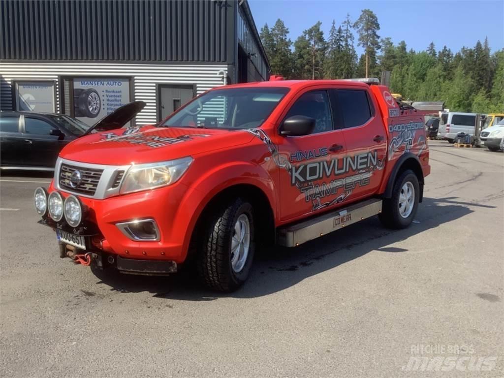 Nissan Navara 4X4 Prikolice za autotransportere