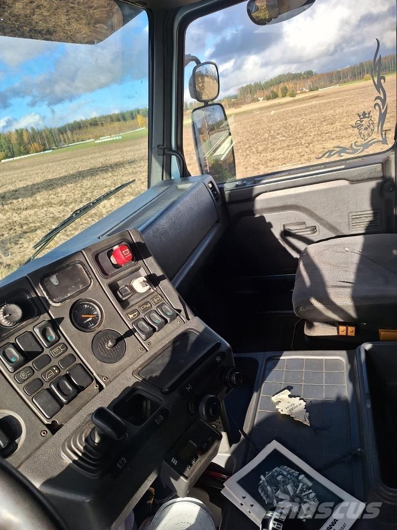 Scania 143H Kamioni za prijevoz šumskih strojeva