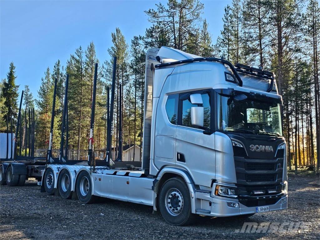 Scania R660 8X4 Kamioni za drva