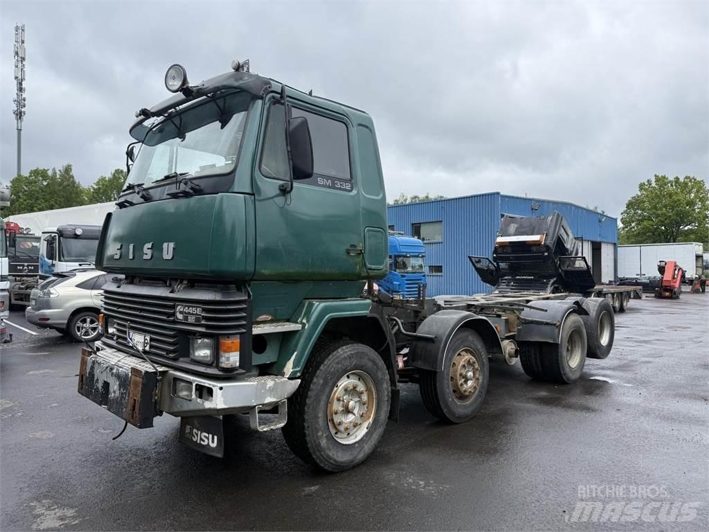 Sisu Sm332 8x2 Kamioni-šasije