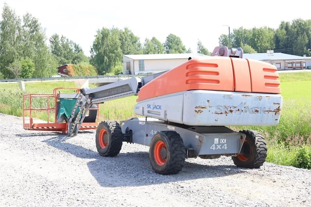 SkyJack SJ 45T Vertikalne radne podizne platforme