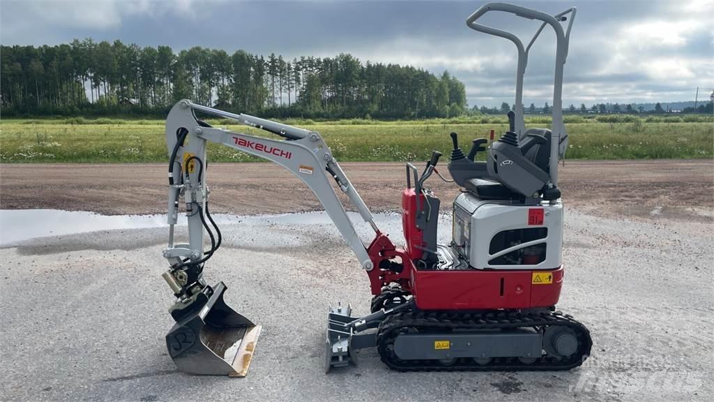 Takeuchi TB210R Mini bageri <7t