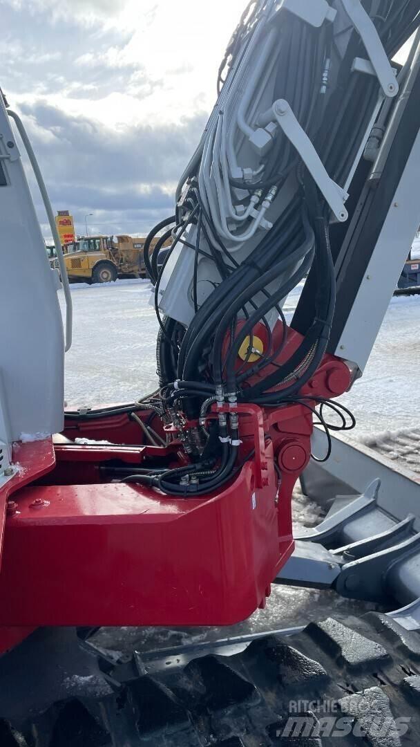 Takeuchi TB280FR Midi bageri 7t – 12t