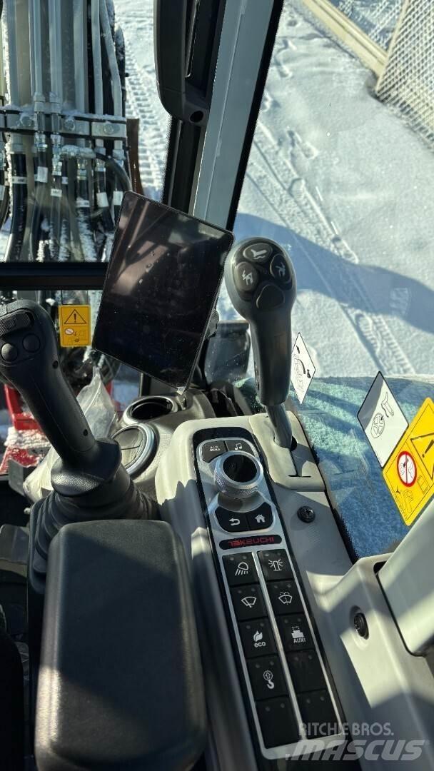 Takeuchi TB335R Mini bageri <7t