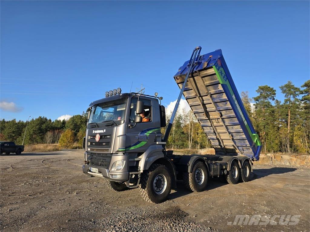 Tatra Phoenix Traktori