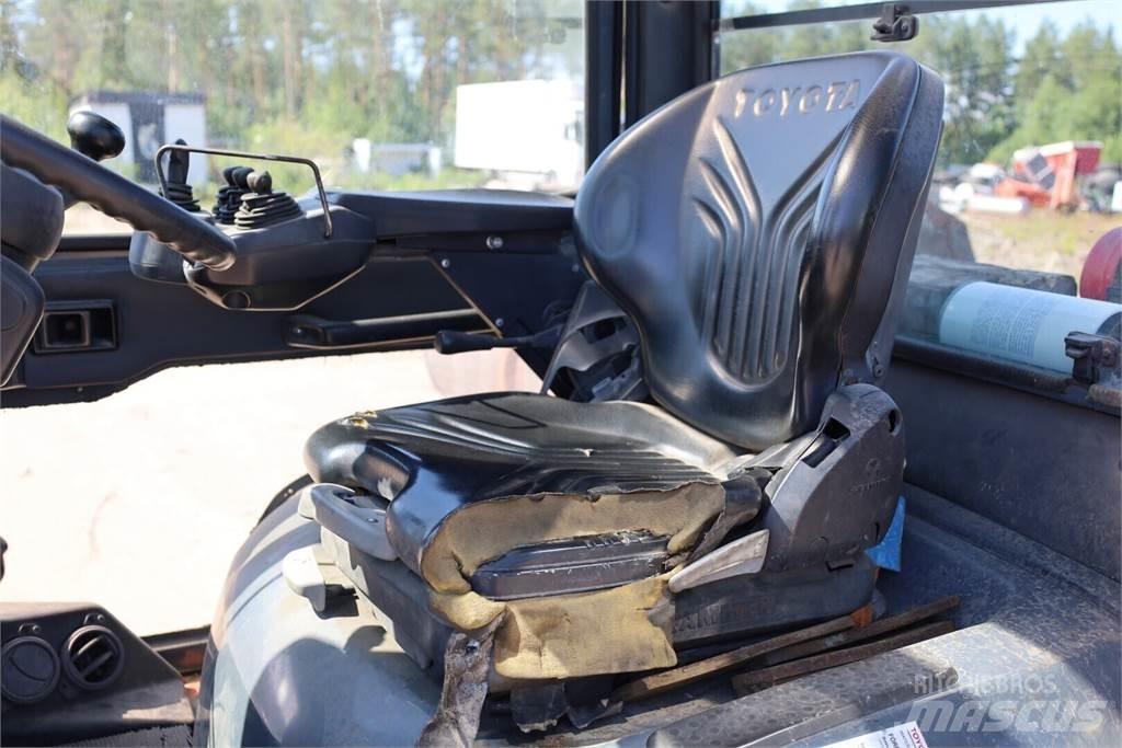 Toyota 7FD40 Dizelski viličari