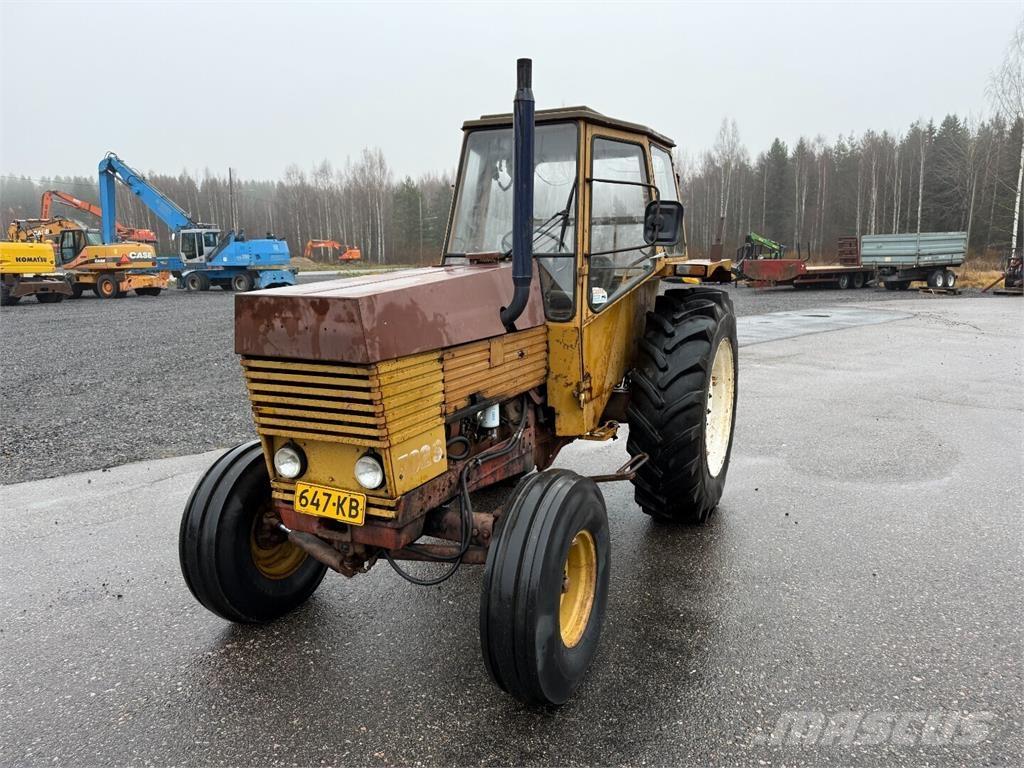 Valmet 702S Traktori