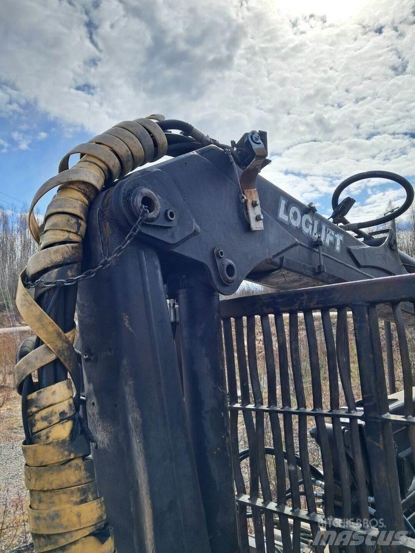 Valmet 840 Forvarderi