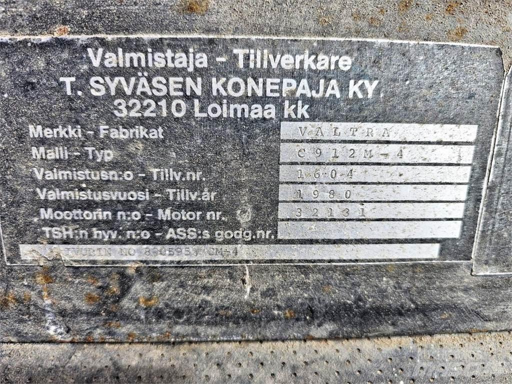Valtra C 912M-4 Utovarni rovokopači
