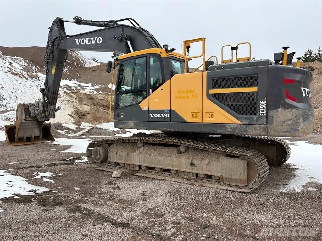 Volvo EC250EL Bageri gusjeničari