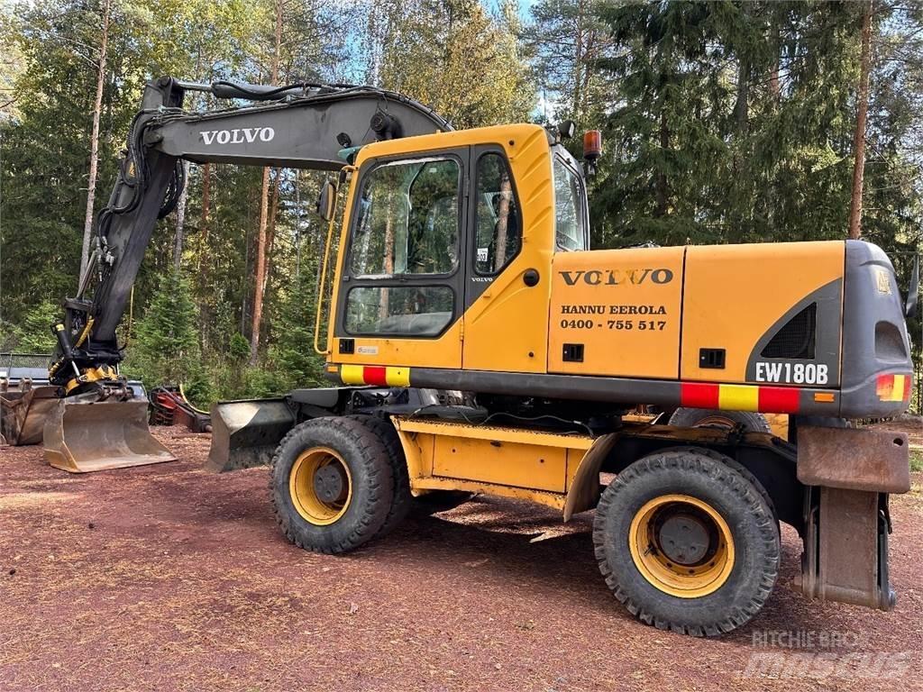 Volvo EW180B Bageri na kotačima
