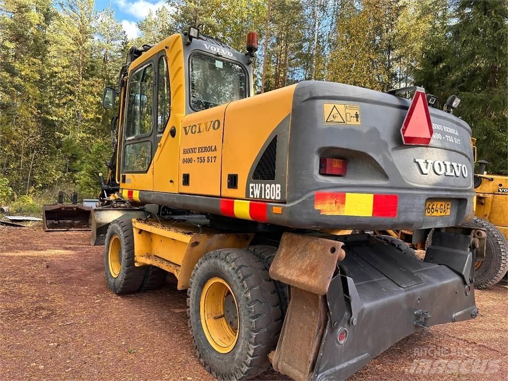 Volvo EW180B Bageri na kotačima