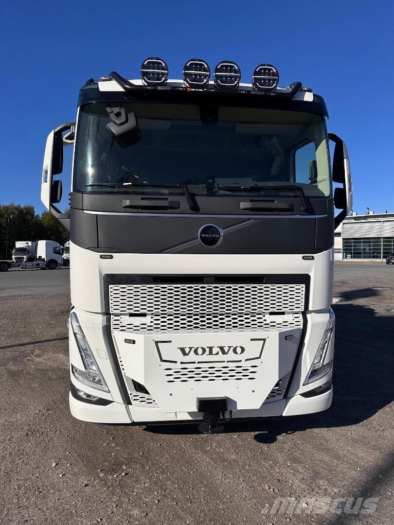 Volvo FH13 8x4 Kranovi za utovar