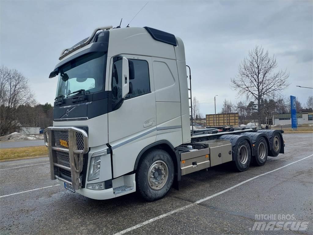 Volvo FH500 8x4 Rol kiper kamioni s kukama za dizanje