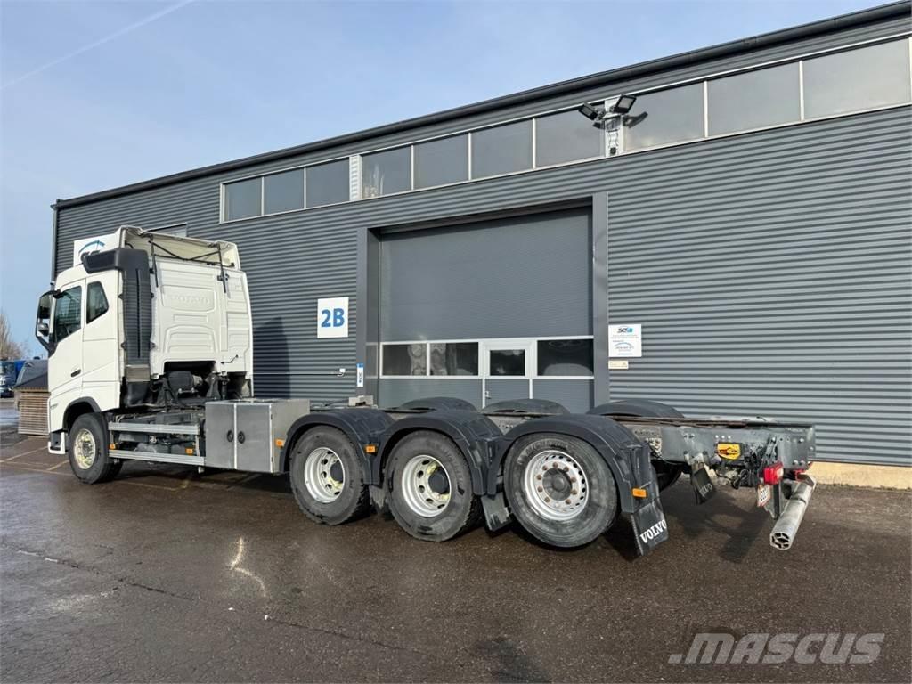 Volvo FH540 8X4*4 Kamioni-šasije