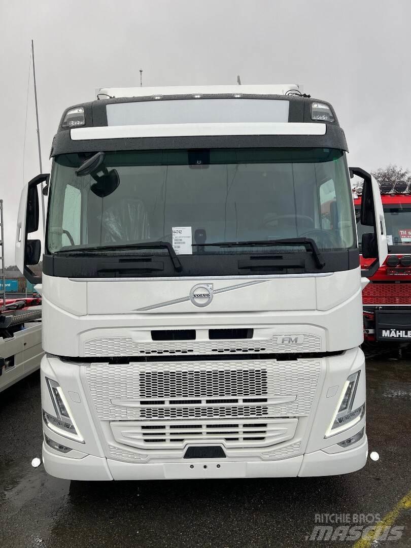 Volvo FM330 4x2 Sanduk kamioni