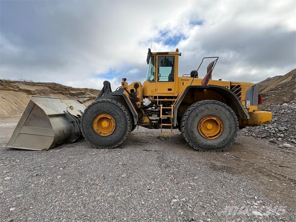 Volvo L 220 E Utovarivači na kotačima