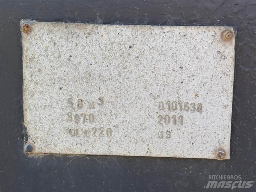 Volvo L 220 F Utovarivači na kotačima