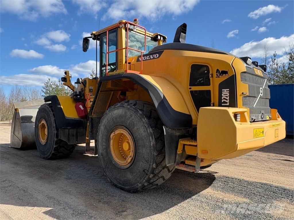 Volvo L 220 H Utovarivači na kotačima