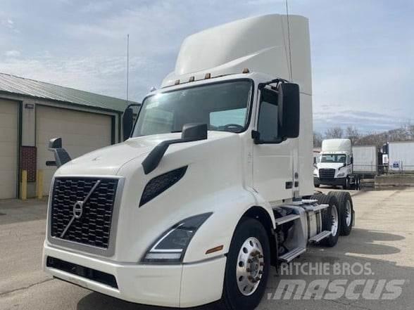Volvo VNL64T300 Traktorske jedinice