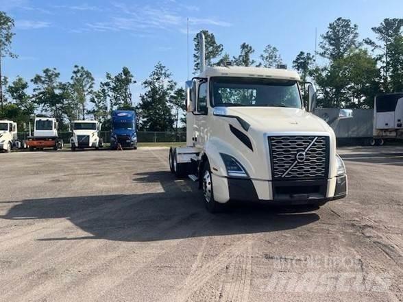 Volvo VNL64T300 Traktorske jedinice