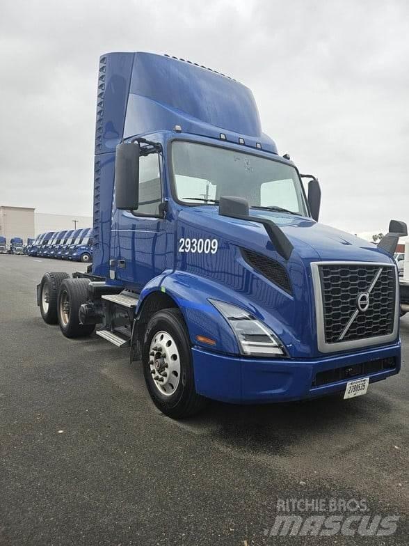 Volvo VNR64T300 Traktorske jedinice