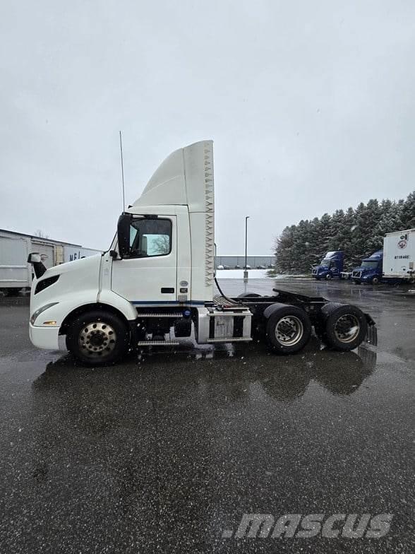 Volvo VNR64T300 Traktorske jedinice