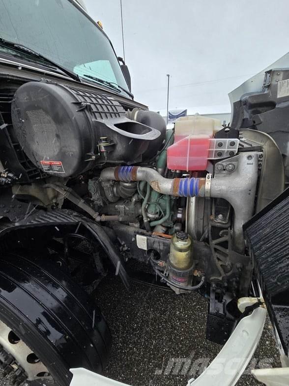 Volvo VNR64T300 Traktorske jedinice