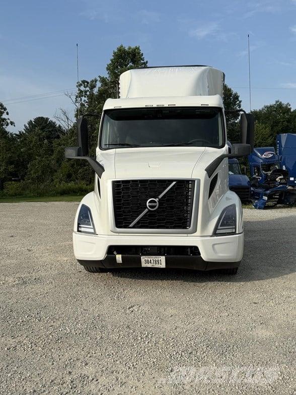 Volvo VNR64T640 Traktorske jedinice