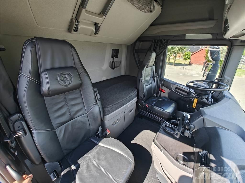 Scania 540S Traktorske jedinice