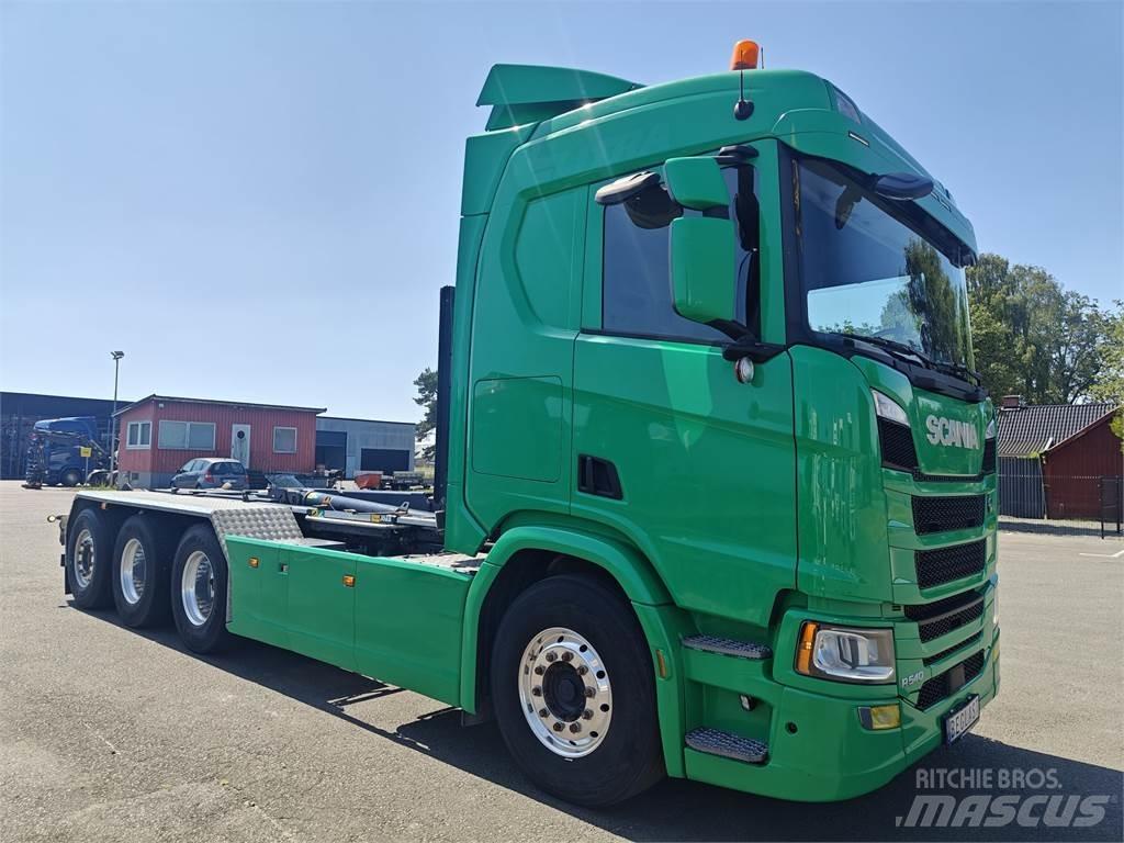 Scania R540 Rol kiper kamioni s kukama za dizanje