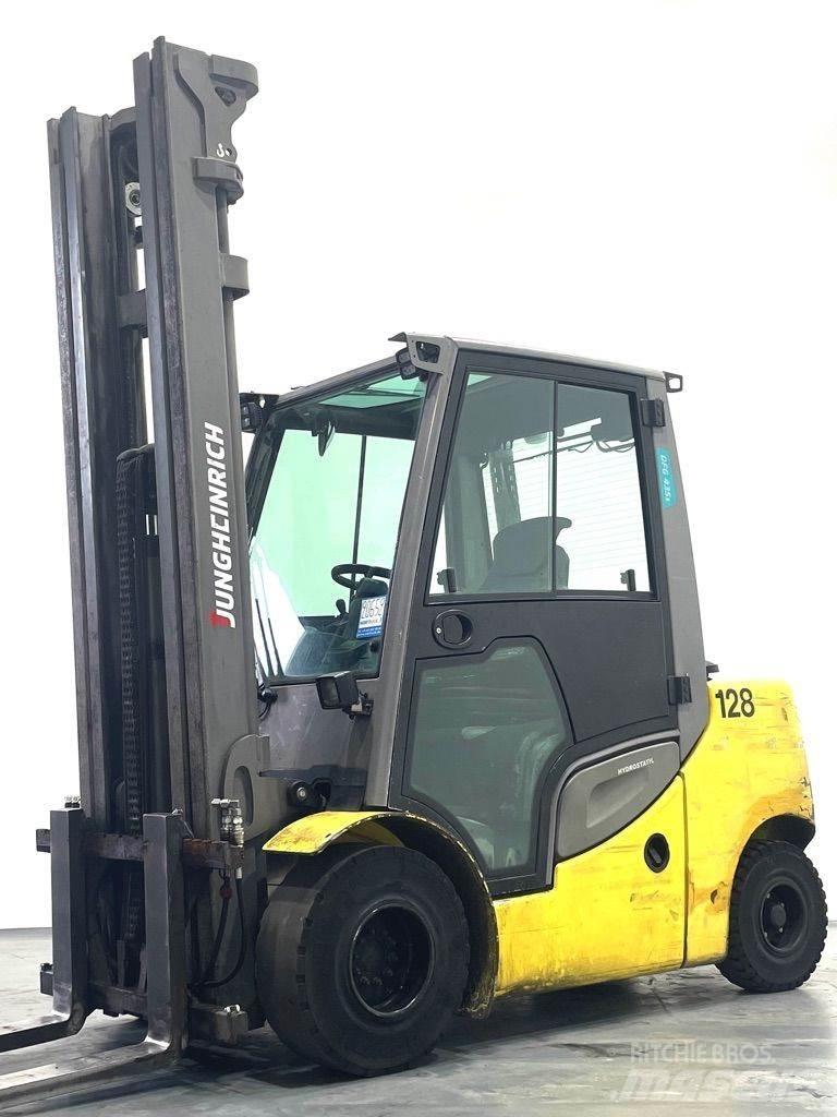 Jungheinrich DFG 435s Dizelski viličari
