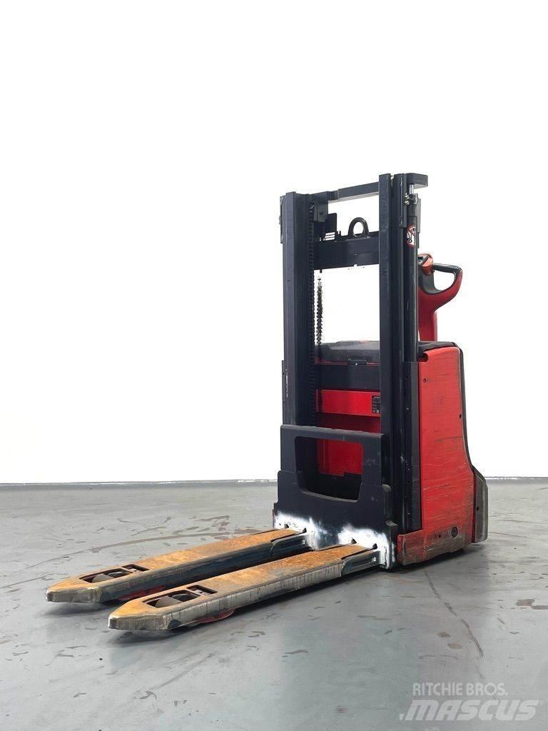 Linde D06-1160 Ručni električni viličar